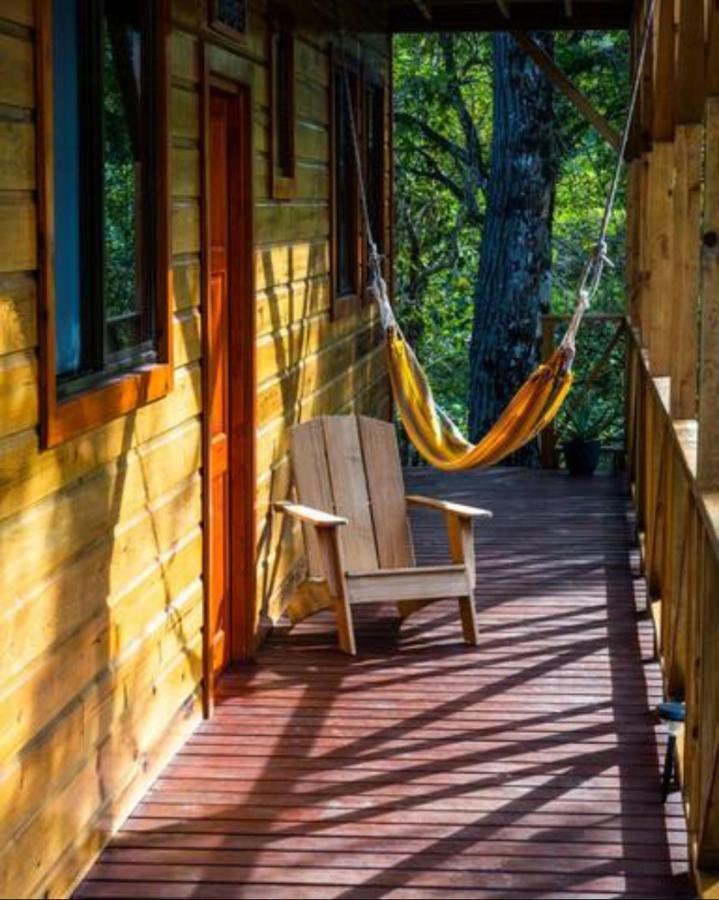 ボカス・タウン Casa Marlin Bed & Breakfast エクステリア 写真